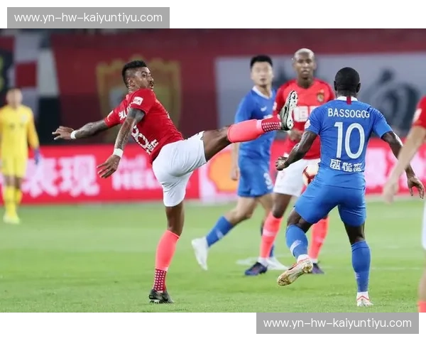 巅峰对决,不灭荣光:重温恒大vs上港那些令心脏停跳的燃情时刻 巅峰对决,不灭荣光:重温恒大vs上港那些令心脏停跳的燃情时刻